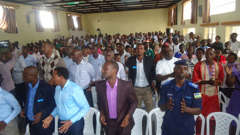 Urubyiruko mu karere ka Muhanga rurifuza igihugu kitavangura.