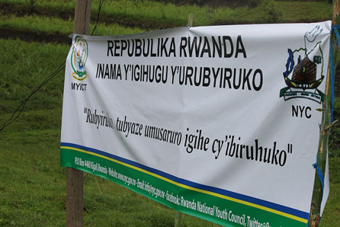 Urubyiruko rwibukijwe ko ibiruhuko atari igihe cyo gupfusha ubusa.