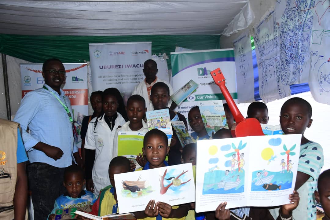 Urubyiruko ruri gukura rugaragaza ibyo rukora mu bugeni