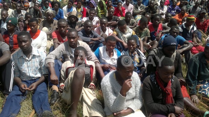 Urubyiruko rutandukanye rwo mu karere ka Burera ruhamya ko abishyingira bakiri bato babiterwa ahanini n'ubukene.