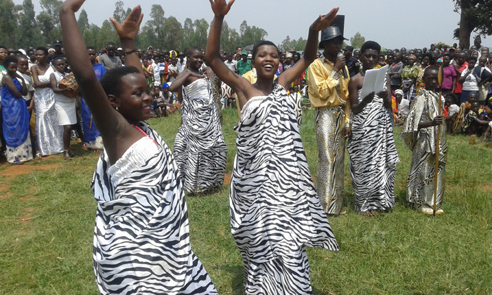 Urubyiruko rwagaragaje imbyino ziranga umuco w'u Rwanda