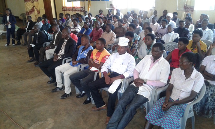 Urubyiruko rwagaraje ko rufite inyota yo gukora.