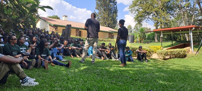 Urubyiruko rwasobanuriwe amateka