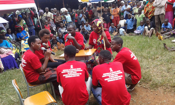 Urubyiruko rwishimiye imikino yakinwe iganisha ku ngaruka zo kudapimisha umwana sida