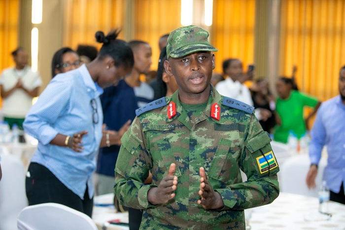 Maj Gen Emmanuel Bayingana asobanura inkomoko y