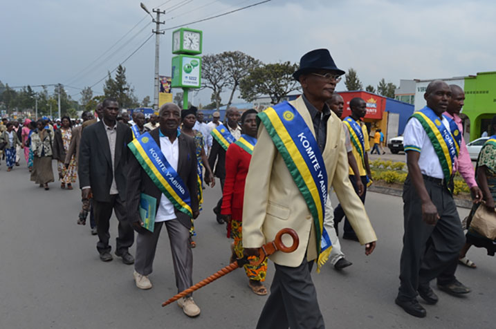 Abunzi nabo bitabiriye urugendo rwo kwamagana ruswa.