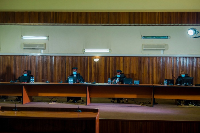 Urukiko rwasubitse urubanza rwa Rusesabagina