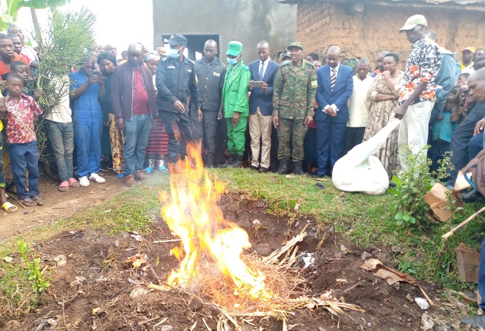 Abishoraga mu bucuruzi, gutunda no kunywa ibiyobyabwenge bemeza ko nta nyungu irimo