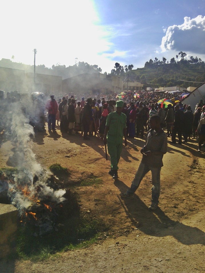 Urumogi rwatwikiwe imbere y