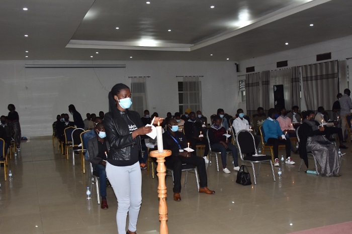 Hacanwe urumuri rw'icyizere