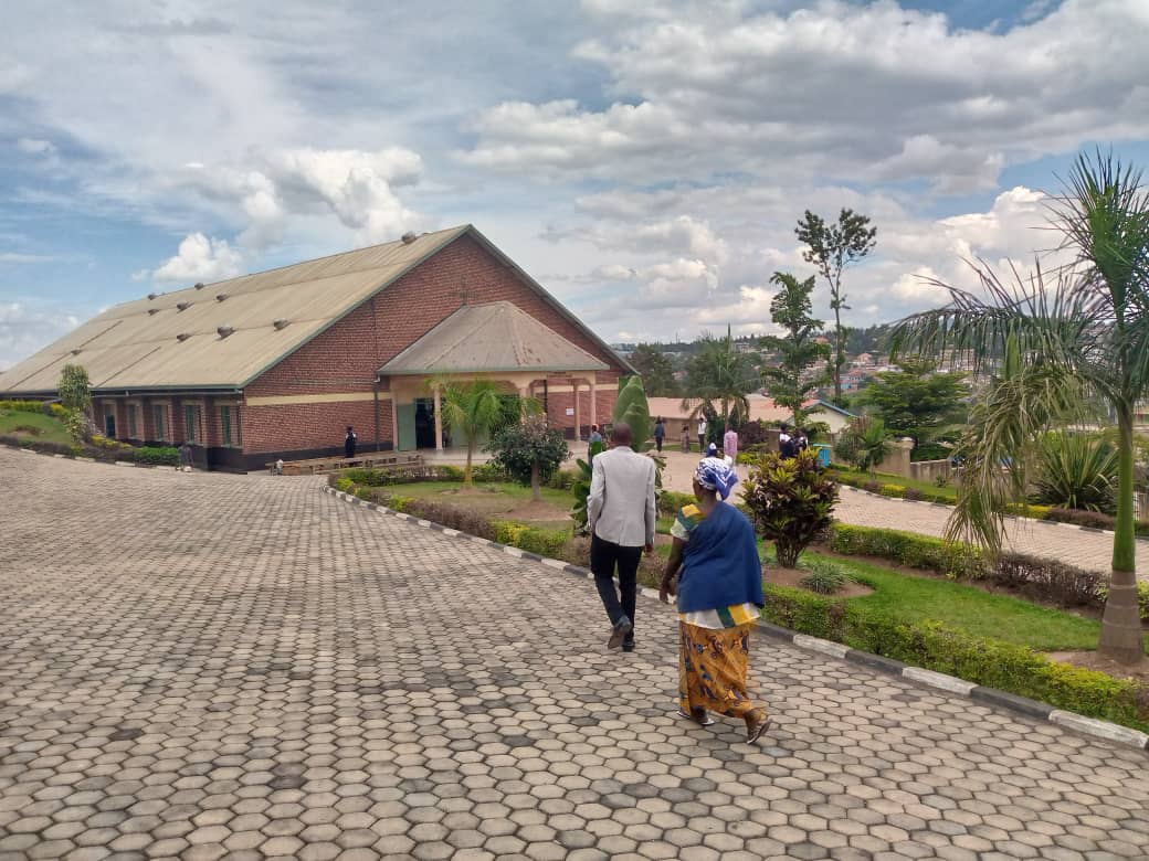 Mu rusengero rwa ADEPR Gasave ngo hahishwemo Abatutsi barenga 200 mu gihe cya Jenoside