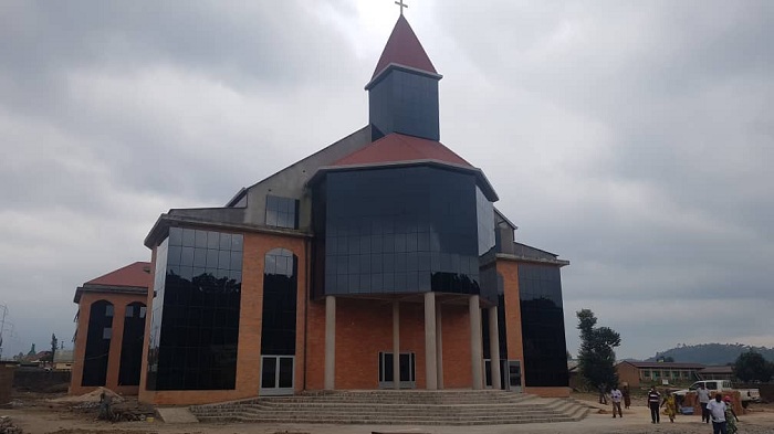 Abakirisitu barishimira ko intego yabo bayigezeho aho bagiye kujya basengera ahantu heza