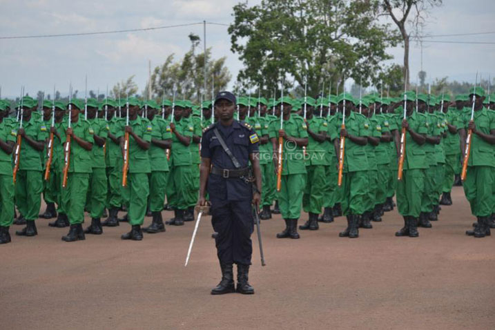 Polisi y'igihugu ifasha DASSO mu bijyanye no kubahugura mu gucunga umutekano no mu myitwarire