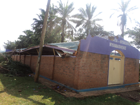 Umutwe wo haruguru wangiritse cyane.