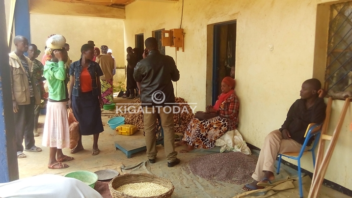 Usanga ahantu hagurirwa imyaka nta bantu benshi bahari cyane.