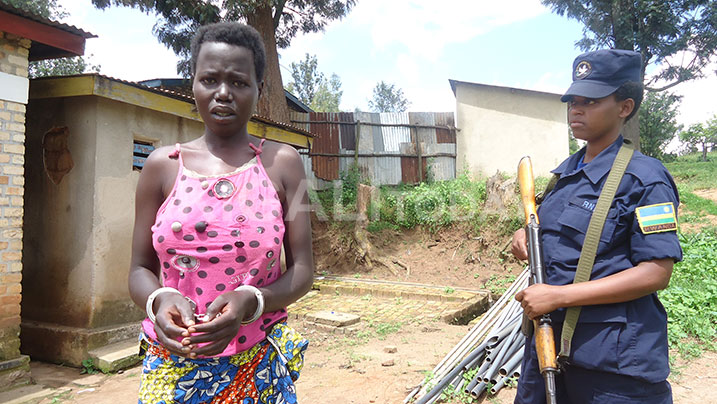 Uwimana avuga ko atahannye umwana yari abereye mukase ashaka kumwambura ubuzima.