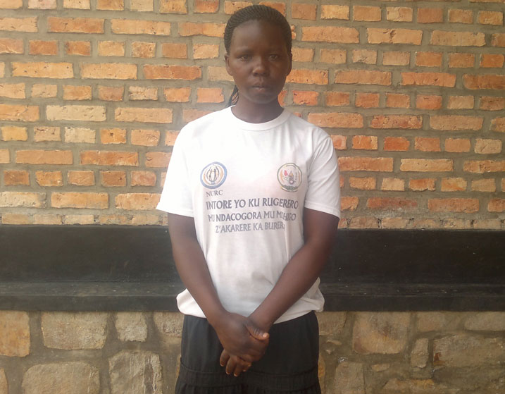 Uwintije avuga ko abonye ubufasha agakomeza kwiga muri kaminuza byaha isomo abandi bakobwa b'aho atuye bakagira umuhate wo kwiga.