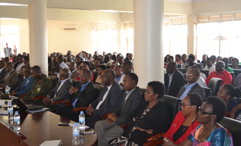 Uwo muhango witabiriwe n'abantu batandukanye