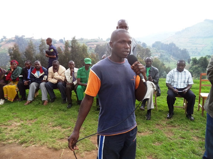 Uwo yaguzeho igitiyo yifashisha guhamba umurambo wa Shebuja ngo ntiyari azi icyo akiguriye.