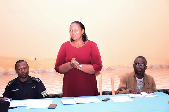 Murekatete avuga ko imiryango myinshi ibanye neza n'abayikomokaho bagira iterambere