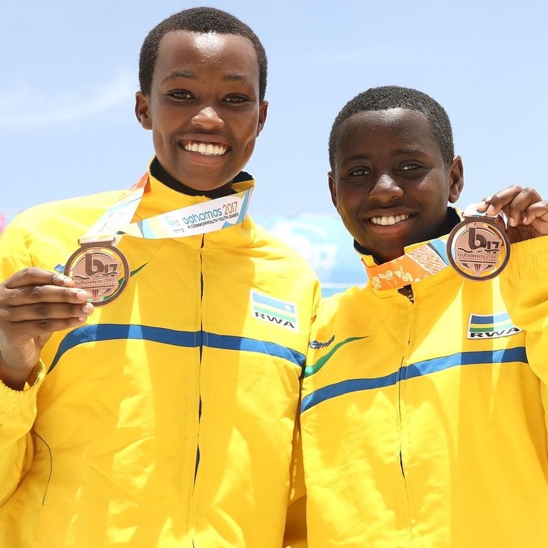 Muri 2017 Valentine na Penelope batahukanye umudari w'umuringa bakuye mu mikino ya Commonwealth y'abangavu bari munsi y'imyaka 18 yabereye i Bahamas