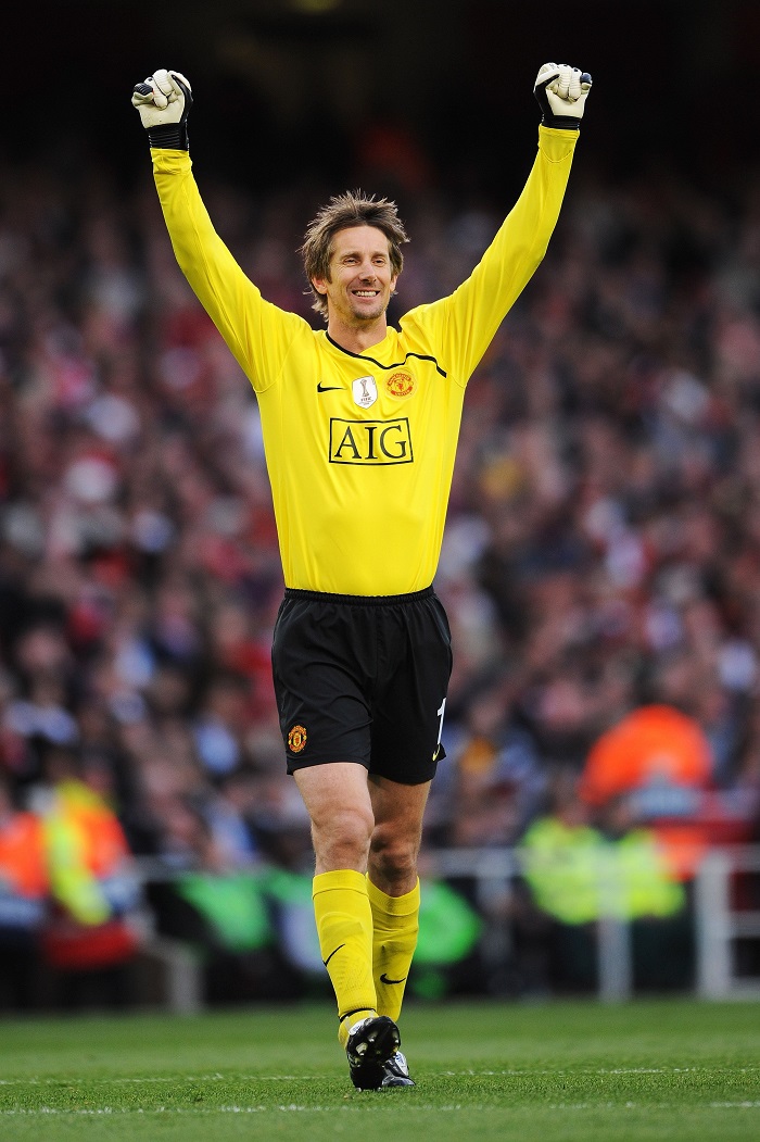 Van der Sar yakiniye Manchester United igihe kinini