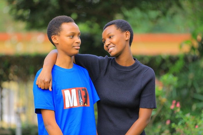 Vestine na Dorcas baratanga icyizere kubera impano bafite mu kuririmba