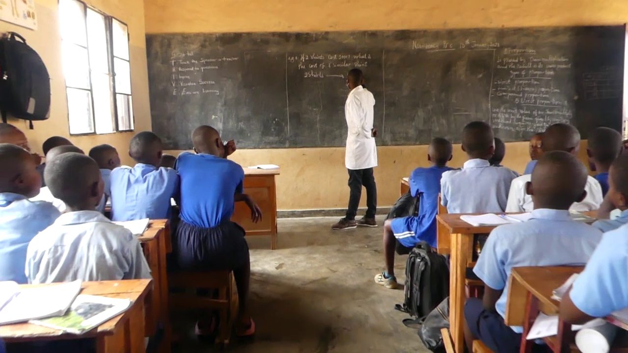 Haracyekwa abarimu batize uburezi mu myandikire idahwitse y'abana