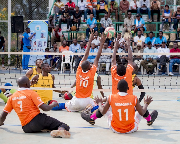 Gisagara yakiriye agace ka nyuma ka sitting volleyball 
