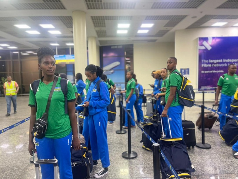 Abakobwa bahagurutse mu gicuku cyo ku wa gatatu