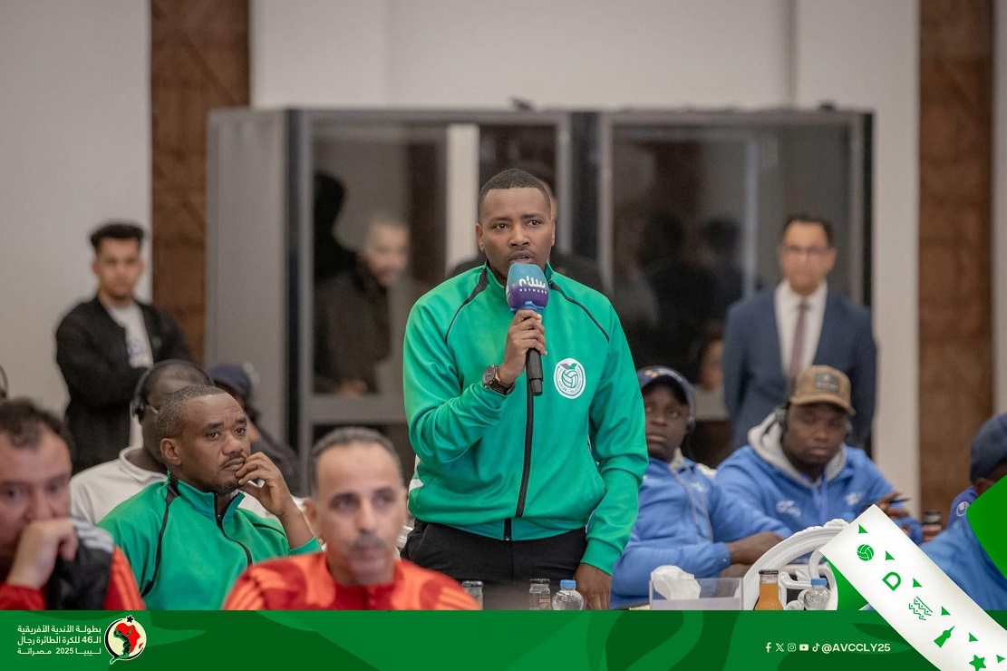 Claude Kabengera ushinzwe siporo muri Kepler ubwo bari mu nama itegura irushanwa