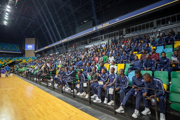 Abafana biganjemo abapolisi bari benshi muri BK Arena