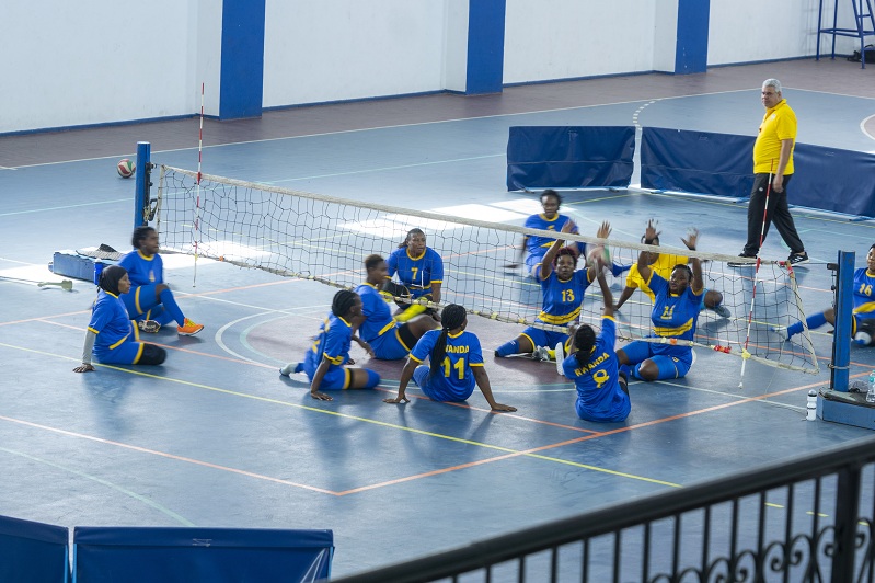 Mu myitozo bigabanyamo amakipe bagakina hagati yabo