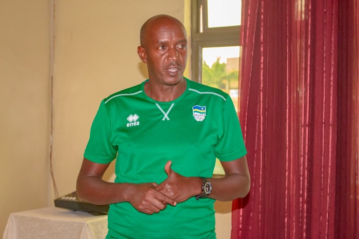 Umutoza w'ikipe y'Igihugu, Mana Jean Paul