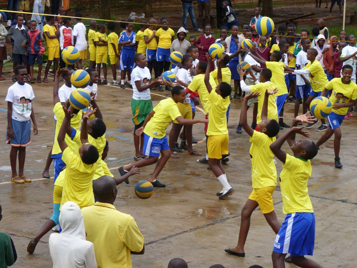 Volleyball ikomeje gushyira imbaraga mu kuzamura impano z'abakiri bato.