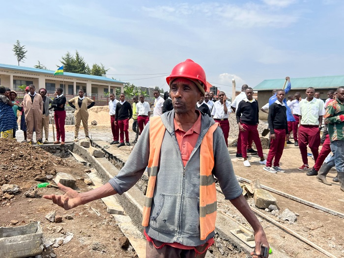 Ababerewemo amafaranga y'imirimo bakoreye kuri iri shuri bavuga ko baheze mu bukene 
