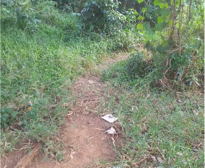 Inzira igana aho bajya kwiherera hatemewe