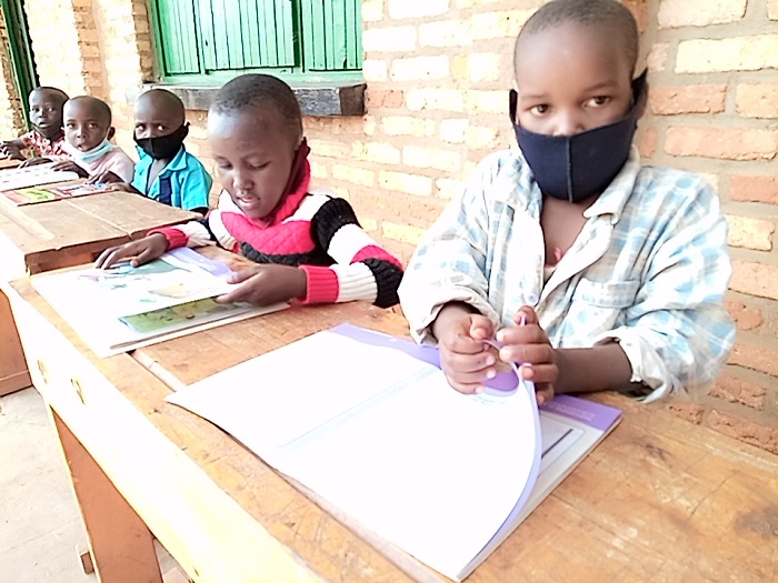 Icyo kibazo gituma abana bicara batisanzuye