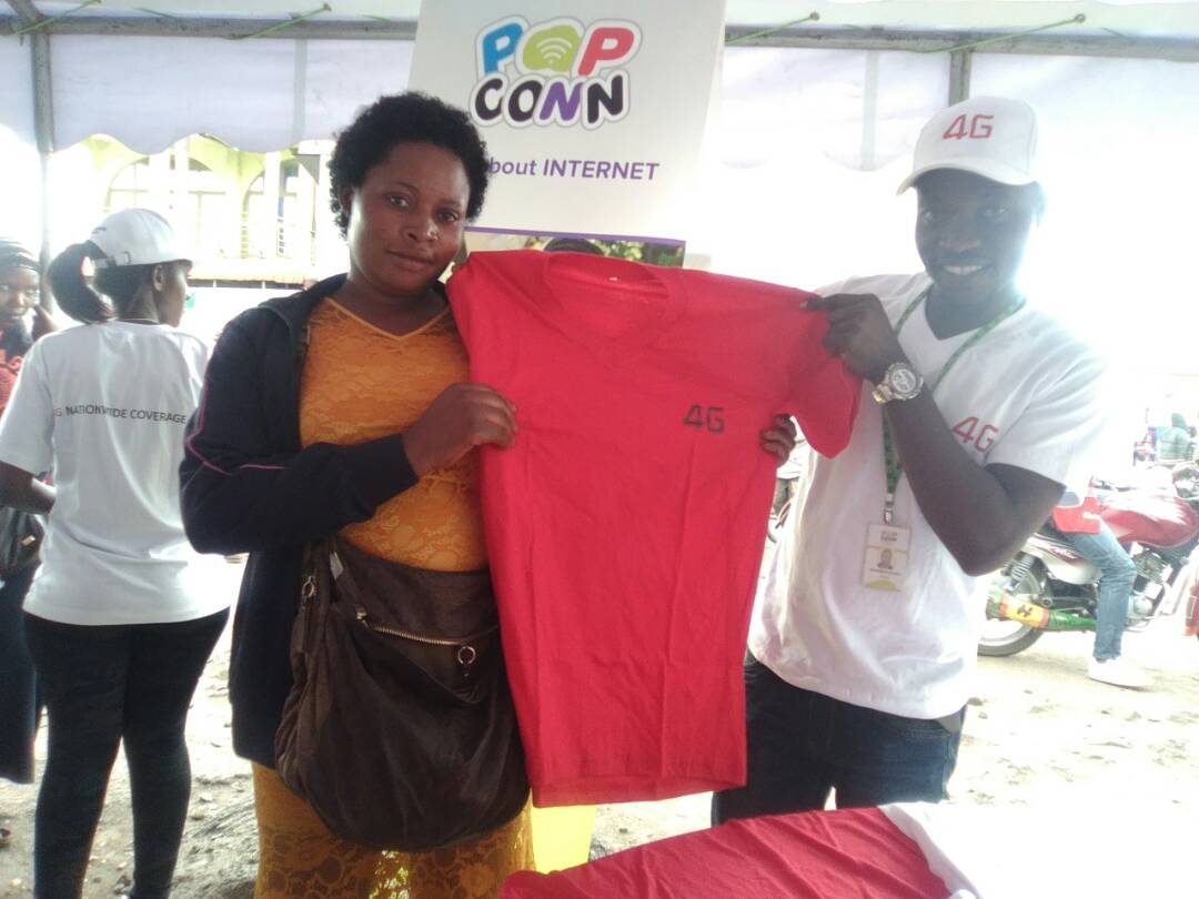 Abanyamahirwe bahawe ibihembo muri tombola