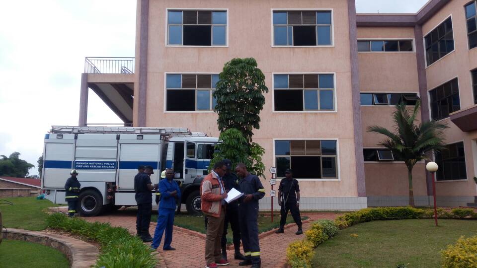 Kizimyamwoto yazimije burundu iyo nkongi 