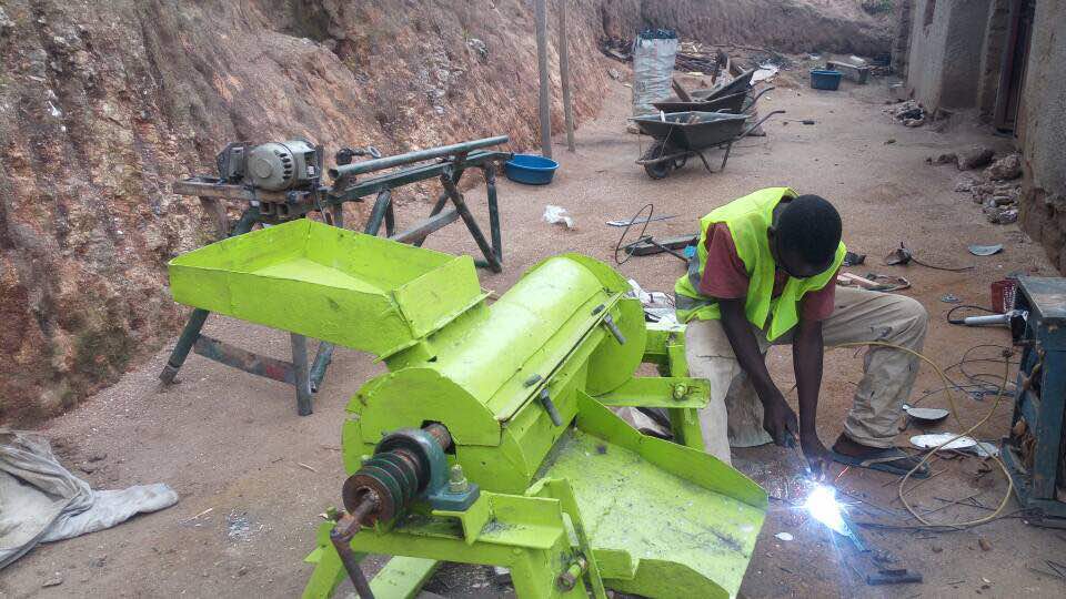 Akoresha barumuna be ariko afite imigambi yo kwagura akazana n'abandi bakozi benshi