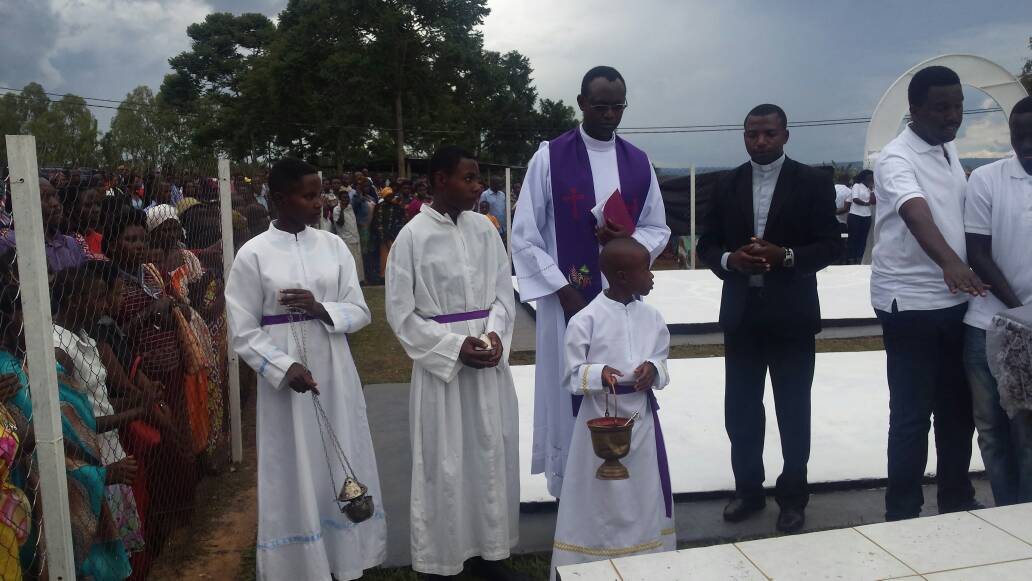 Mu muhango wo kwibuka Padiri Munyaneza