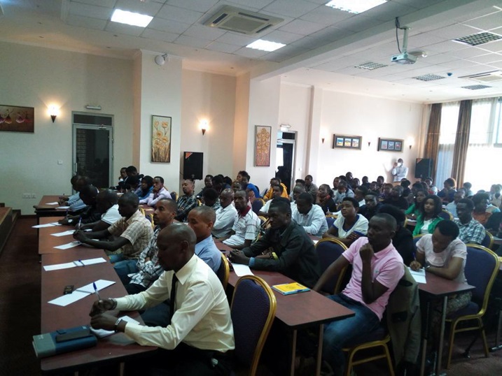 Abahuza mu bwishingizi bahuguwe