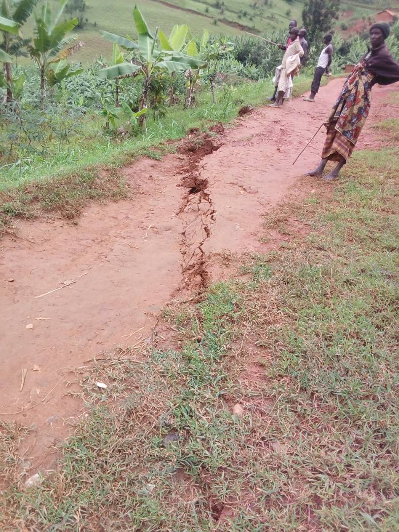 Kwiyasa k'uwo musozi, abaturage babifashe nk'ibidasanzwe