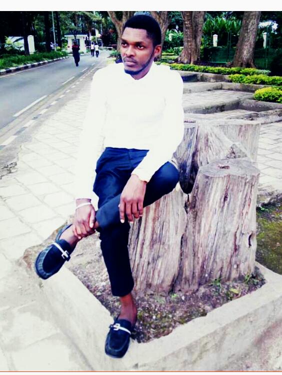 Jado Ngabo amaze kwigarurira abakunzi b'imyambaro ya kinyafurika