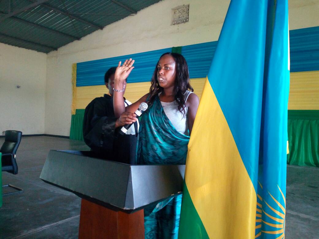 Umuyobozi w'Akarere wungirije ushinzwe imibereho myiza y'abaturage hatowe Mukangenzi Alphonsine