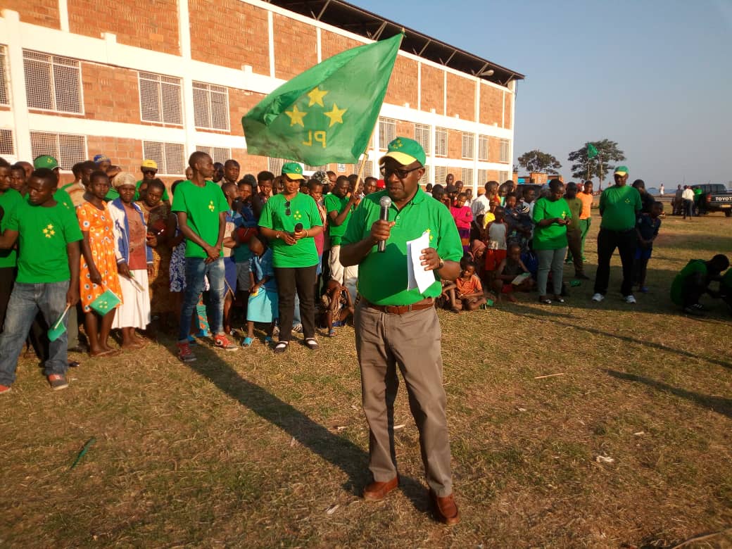 Hon. Byabarumwanzi ni we ushinzwe ibikorwa byo kwamamaza ishyaka PL n'abakandida baryo 80