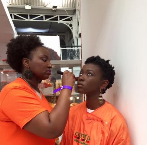 Isimbi afite ubuhanga muri Make Up cyangwa se Maquillage