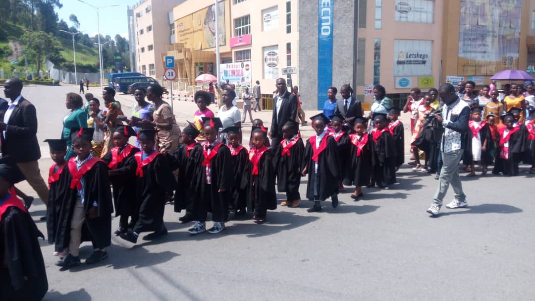 Abana bo muri Wisdom School bagaragaza icyizere cy