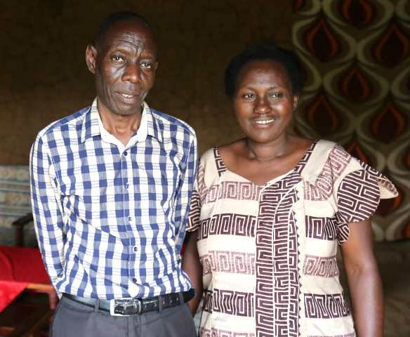 Sekanyana Emmanuel wahoze ari umutoza we, nyuma baje no kubana